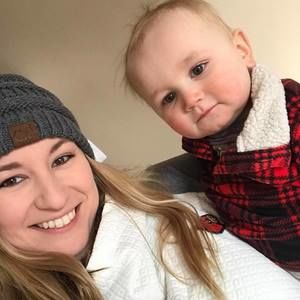 Meet your Posher, Whitney